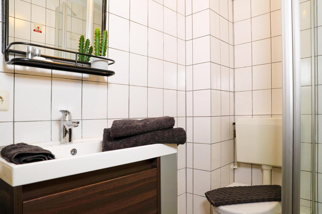 B&B Bie Janssen Elsloo  エクステリア 写真