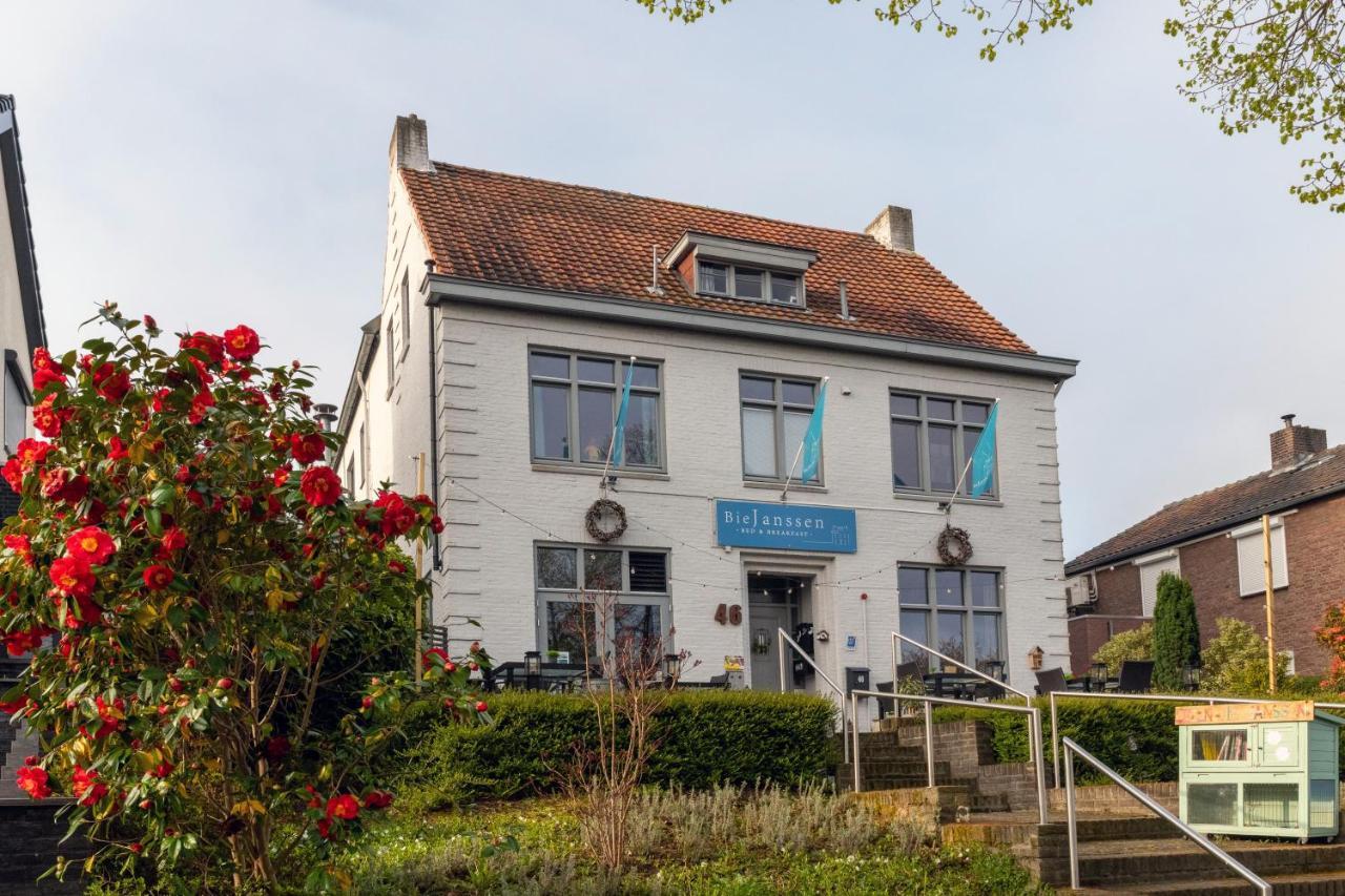 B&B Bie Janssen Elsloo  エクステリア 写真
