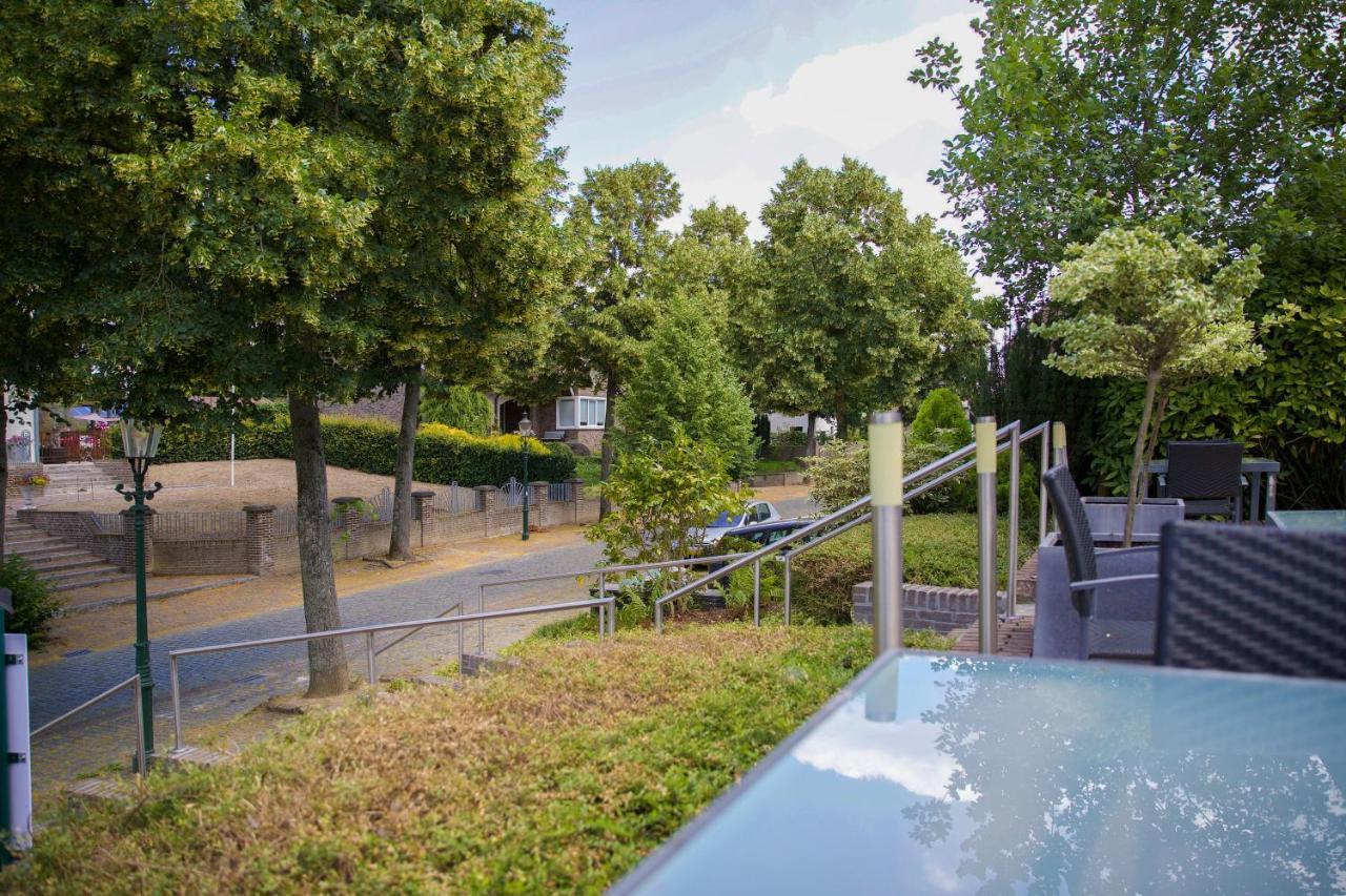 B&B Bie Janssen Elsloo  エクステリア 写真